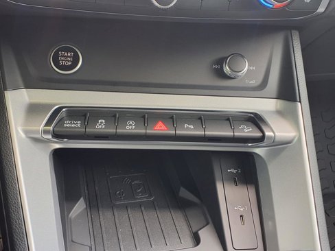 New 2025 Audi Q3 2.0T Premium image 19