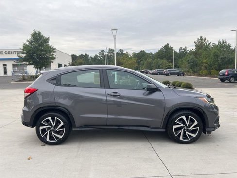 Used 2019 Honda HR-V Sport image 10