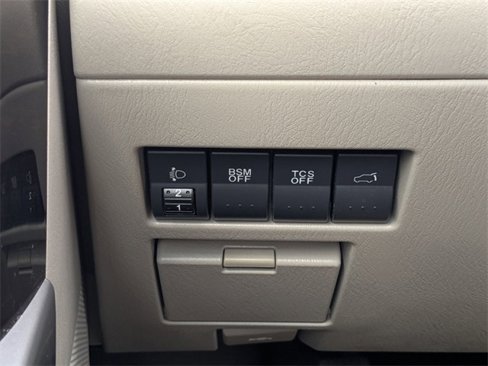 Used 2011 MAZDA CX-9 Grand Touring w/ Moonroof & Bose Audio Pkg image 27