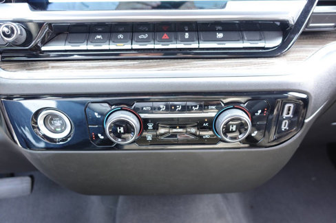 Used 2023 Chevrolet Silverado 1500 LT image 45