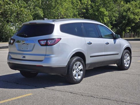 Used 2017 Chevrolet Traverse LS image 22