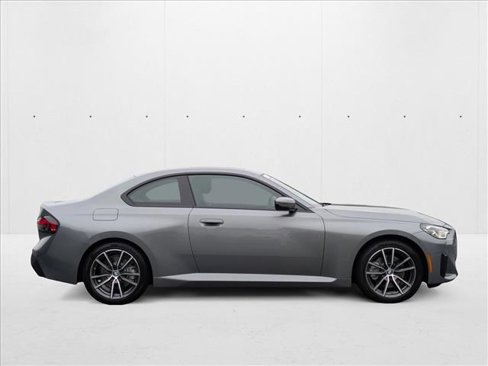 Certified 2025 BMW 230i xDrive Coupe w/ Premium Package image 4