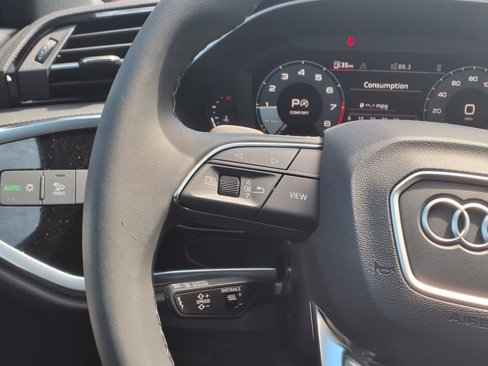 New 2025 Audi Q3 2.0T Premium image 15
