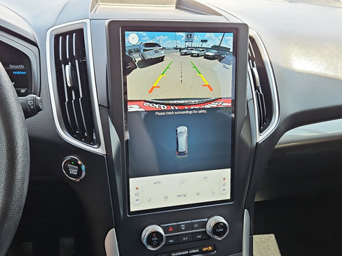 Used 2024 Ford Edge SEL image 15