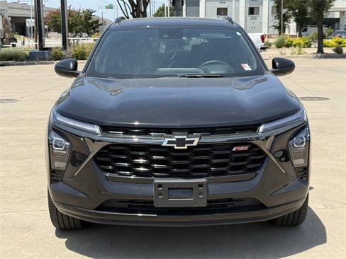 Used 2024 Chevrolet Trax RS w/ Sunroof Package image 6