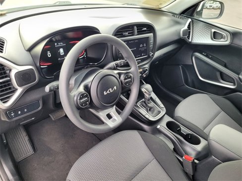 Used 2023 Kia Soul LX w/ Option Group 015 image 7