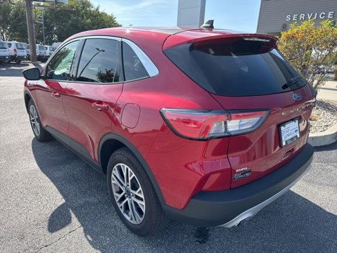 Used 2022 Ford Escape SEL image 8