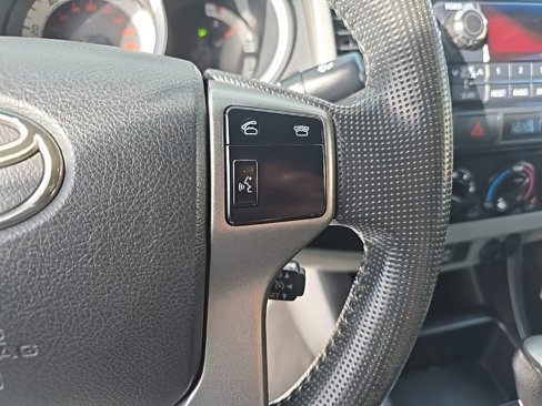Used 2012 Toyota Tacoma 4x4 Double Cab image 17