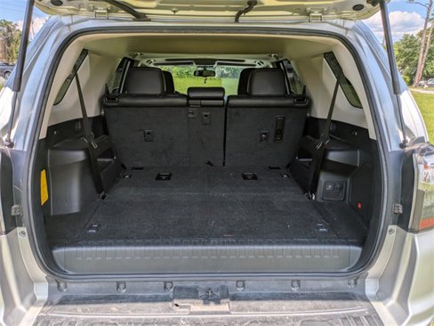 Used 2015 Toyota 4Runner Limited image 12