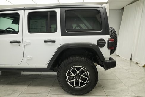 Used 2024 Jeep Wrangler Unlimited Rubicon image 14