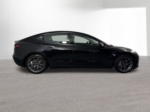 Used 2021 Tesla Model 3 Standard Range Plus image 44