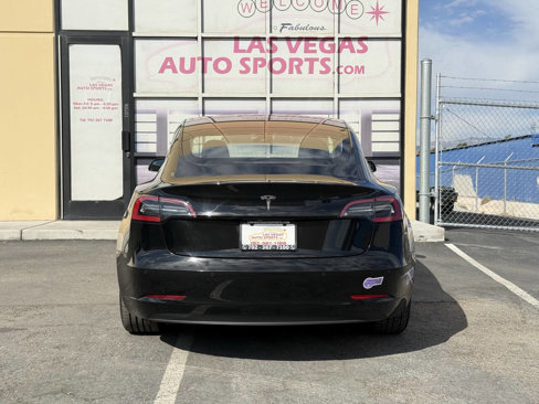 Used 2019 Tesla Model 3 Standard Range Plus image 8