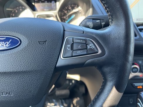Used 2019 Ford Escape Titanium image 13