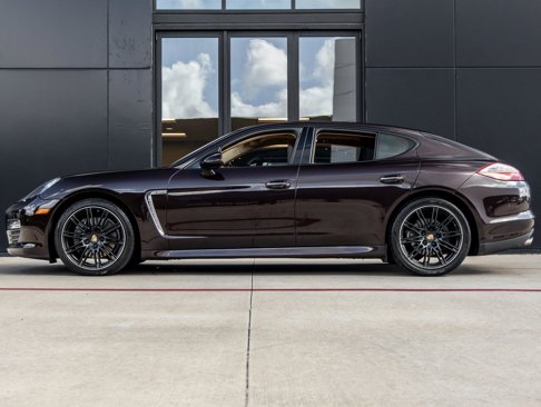 Used 2013 Porsche Panamera 4 image 3