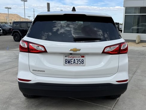 Used 2021 Chevrolet Equinox LS w/ LS Convenience Package image 5