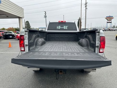 Used 2014 RAM 2500 SLT image 22