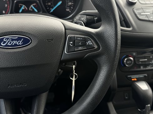 Used 2017 Ford Escape SE w/ SE Cold Weather Package image 22