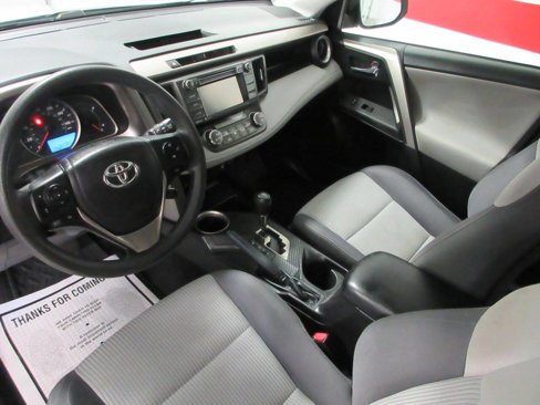 Used 2014 Toyota RAV4 XLE image 15