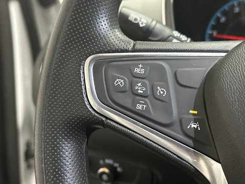Used 2020 Chevrolet Equinox LS image 24