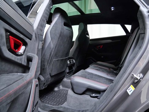 Used 2023 Lamborghini Urus Performante image 19