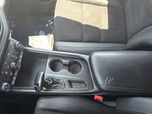 Used 2022 Dodge Durango GT image 37