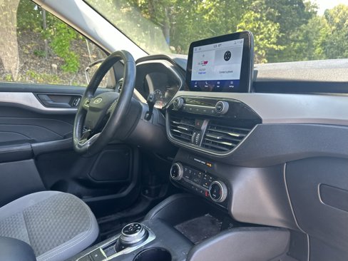 Used 2022 Ford Escape SE w/ Convenience Package image 33