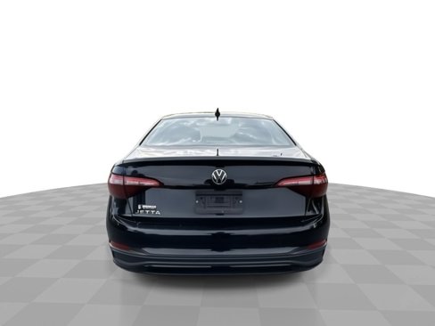 Used 2024 Volkswagen Jetta Sport image 7
