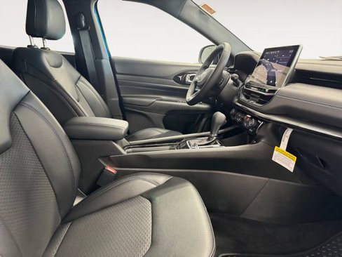 New 2026 Jeep Compass Latitude image 21