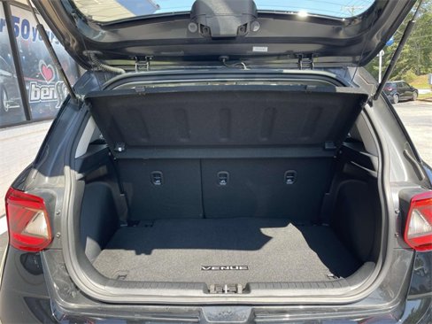 Certified 2022 Hyundai Venue SEL w/ Cargo Package image 12