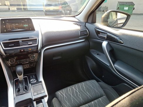 Used 2020 Mitsubishi Eclipse Cross SE image 15