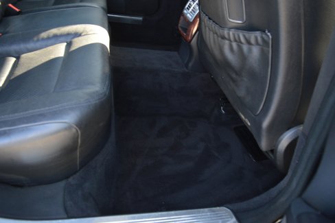 Used 2010 Mercedes-Benz S 550 4MATIC image 25