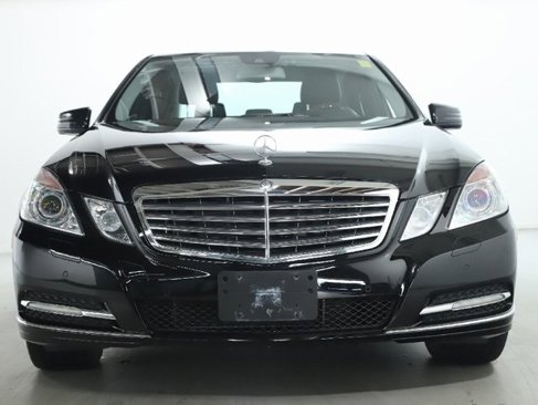 Used 2011 Mercedes-Benz E 350 4MATIC Sedan image 6