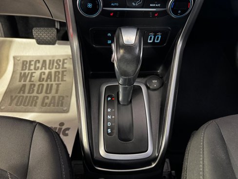 Used 2018 Ford EcoSport SE image 21