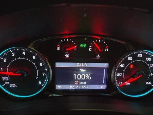 Used 2022 Chevrolet Equinox RS w/ Infotainment Package image 20