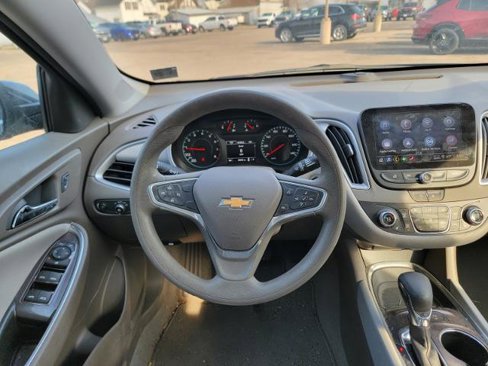 Used 2022 Chevrolet Malibu LT image 18