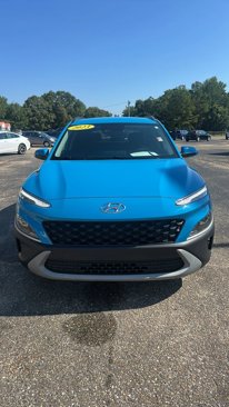 Used 2023 Hyundai Kona SEL image 2