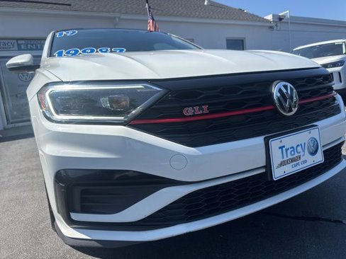 Used 2019 Volkswagen Jetta GLI Autobahn image 2