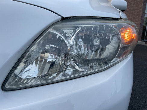 Used 2010 Toyota Corolla LE image 17