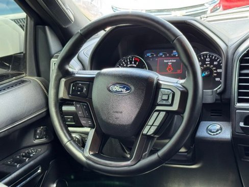 Used 2021 Ford Expedition Limited image 29