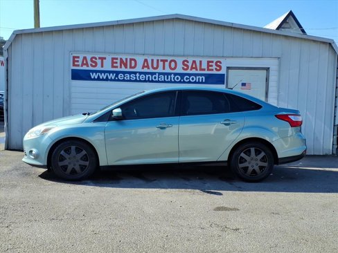 Used 2012 Ford Focus SE image 2