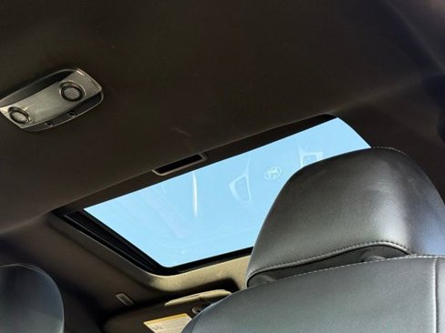 Used 2017 Ford Taurus Limited image 24