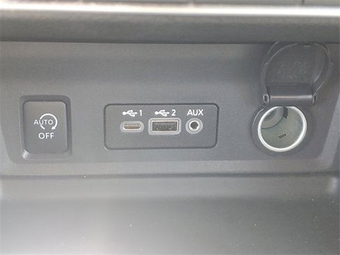 Used 2024 Nissan Sentra SV image 30