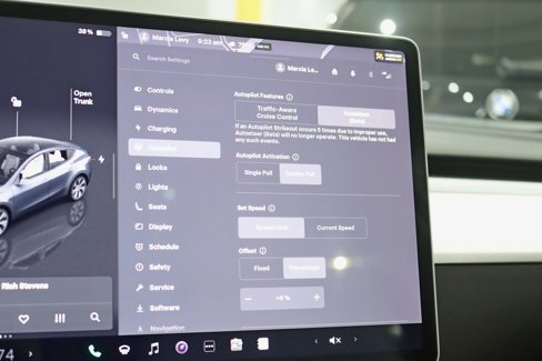 Used 2023 Tesla Model Y Long Range image 21