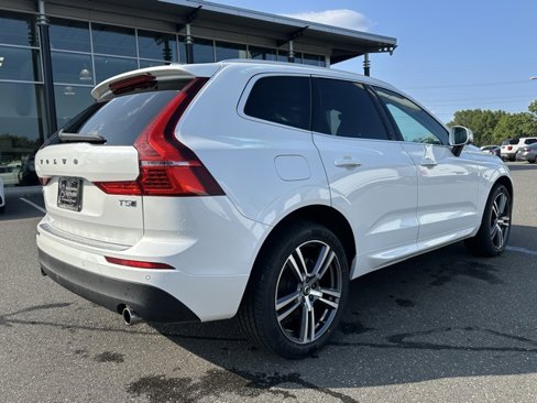 Used 2021 Volvo XC60 T5 Momentum w/ Advanced Package image 7