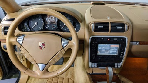Used 2008 Porsche Cayenne Turbo image 18