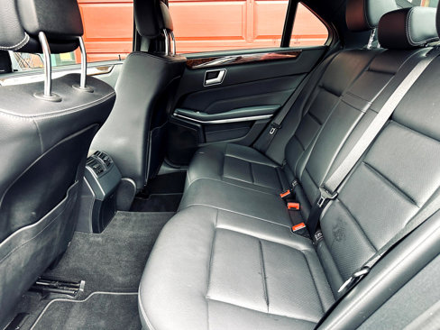 Used 2014 Mercedes-Benz E 350 4MATIC Sedan image 19