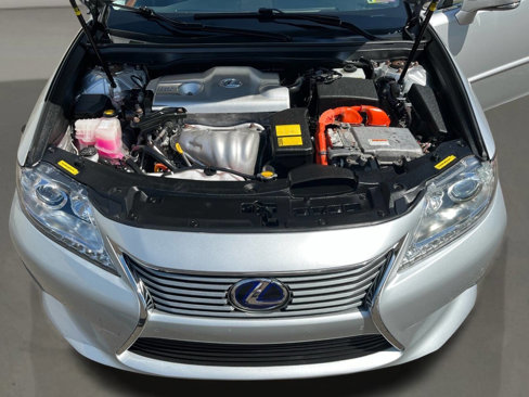 Used 2013 Lexus ES 300h w/ Luxury Pkg image 31
