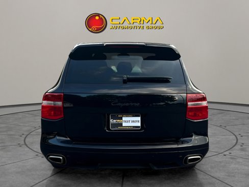 Used 2010 Porsche Cayenne image 4