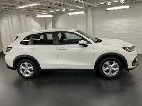 Certified 2023 Honda HR-V LX image 6
