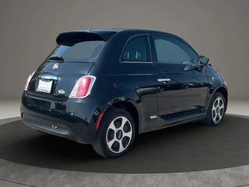 Used 2016 FIAT 500 e image 4